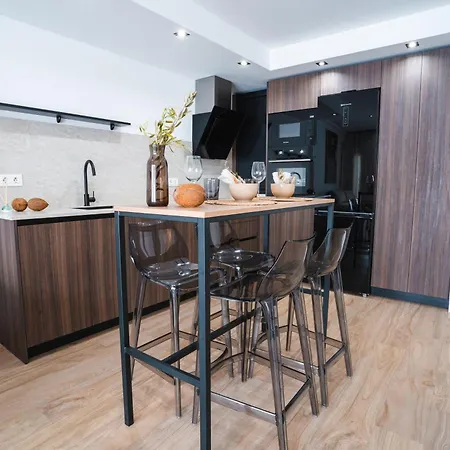 Boutique Beluga Apartment Garrucha